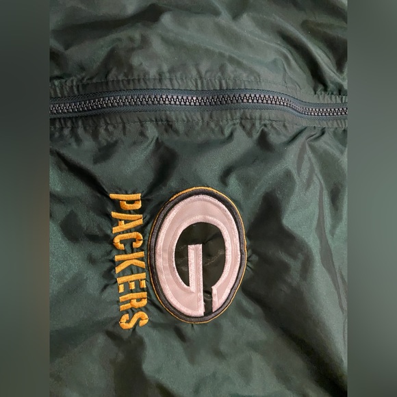 Packers wind breaker - Picture 5 of 7